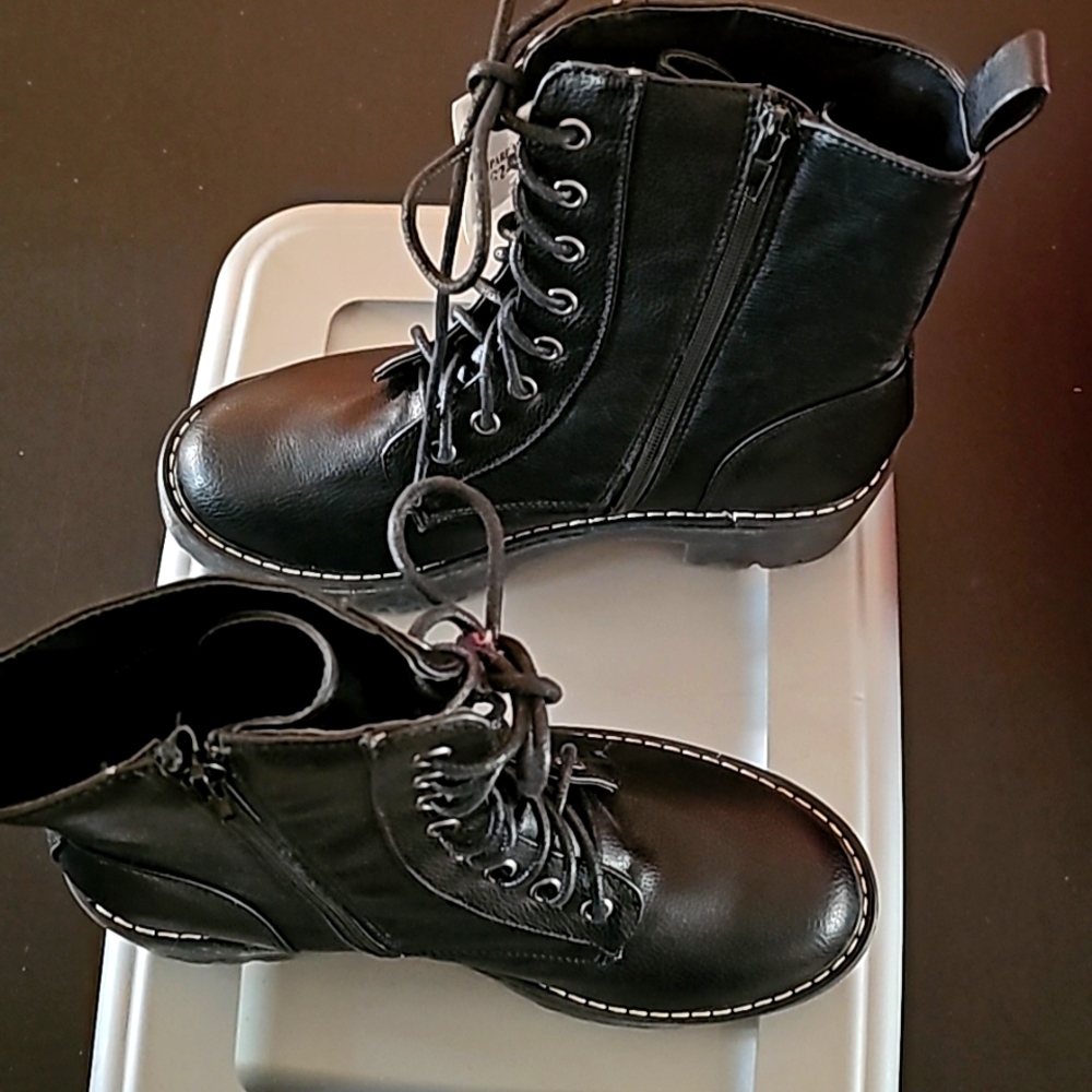 Union Bay Hayden Black  Combat Boot 8. New with Marshalls tag